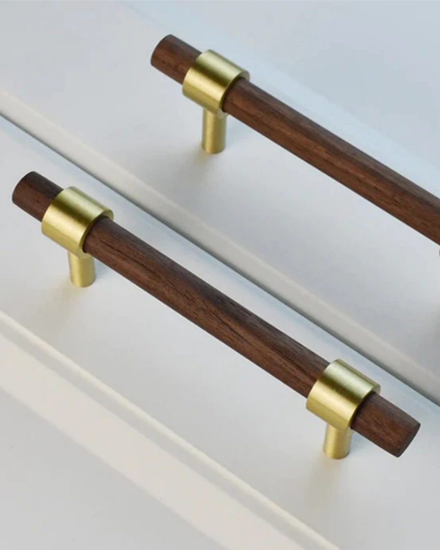 Walnut & Brushed Brass Handle